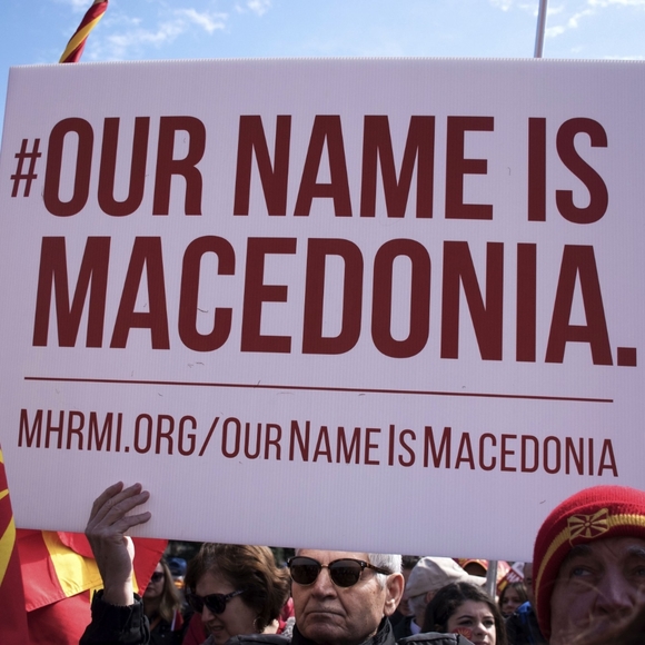 Meet your Posher, Michelle 🙇🏻♀️ - Picture 12 of 16